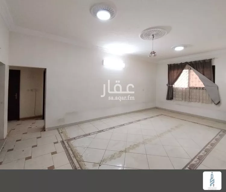 فيلا للبيع في شارع أبي المناقب الدينوري, حي السويدي الغربي, مدينة الرياض, منطقة الرياض 7