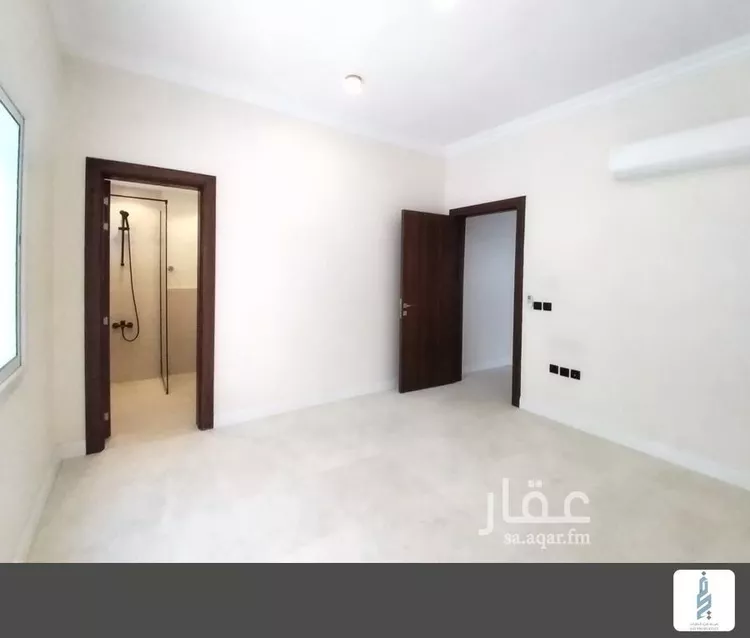 فيلا للإيجار في شارع جعفر المعتصم, حي الرفيعة, مدينة الرياض, منطقة الرياض 8