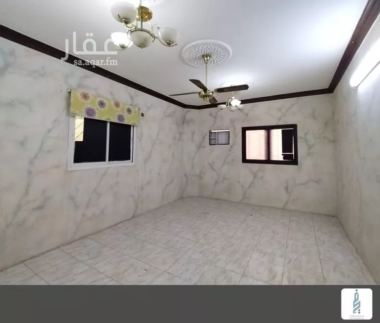 فيلا للبيع في شارع أبي المناقب الدينوري, حي السويدي الغربي, مدينة الرياض, منطقة الرياض 18