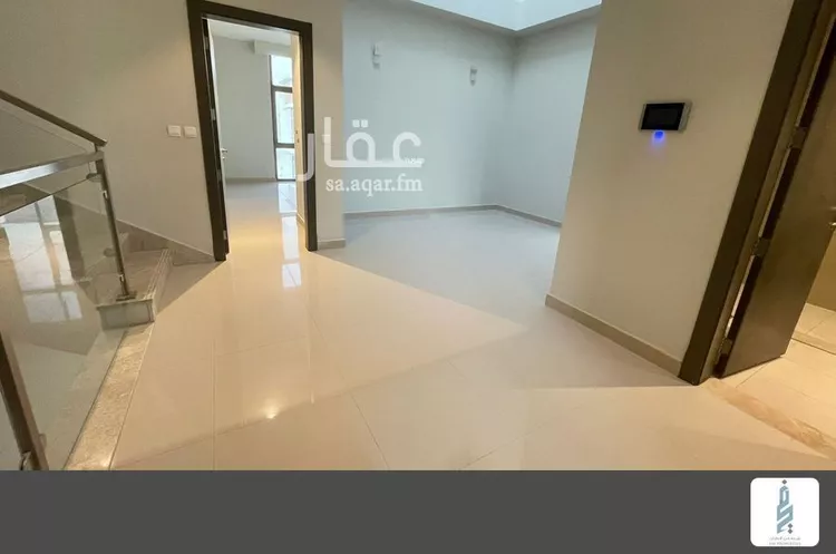 فيلا للبيع في شارع أحمد بن محمد بن الصباغ, حي المونسية, مدينة الرياض, منطقة الرياض 16