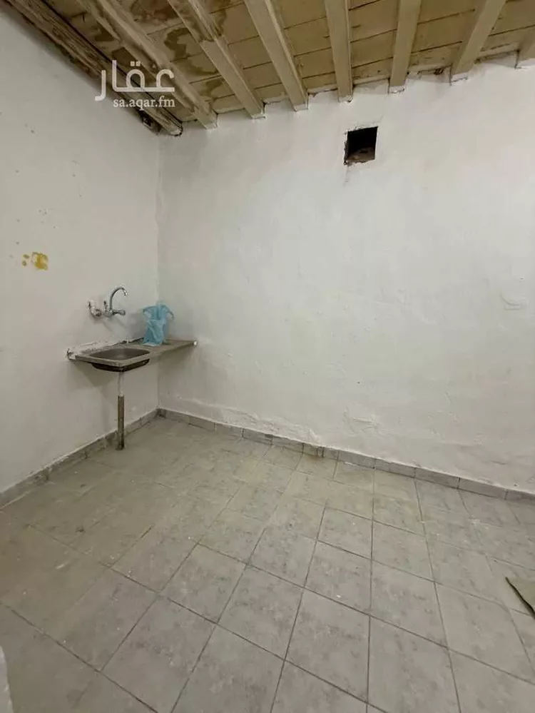 فيلا للإيجار في شارع فهد العقيلي, حي العود, مدينة الرياض, منطقة الرياض صورة 4