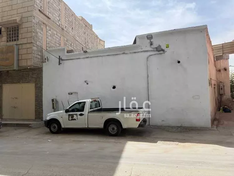 فيلا للإيجار في شارع فهد العقيلي, حي العود, مدينة الرياض, منطقة الرياض