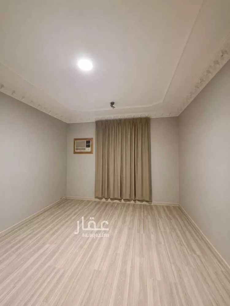 شقة للبيع في شارع عبدالله بن قيس, حي إشبيلية, مدينة الرياض, منطقة الرياض صورة 4