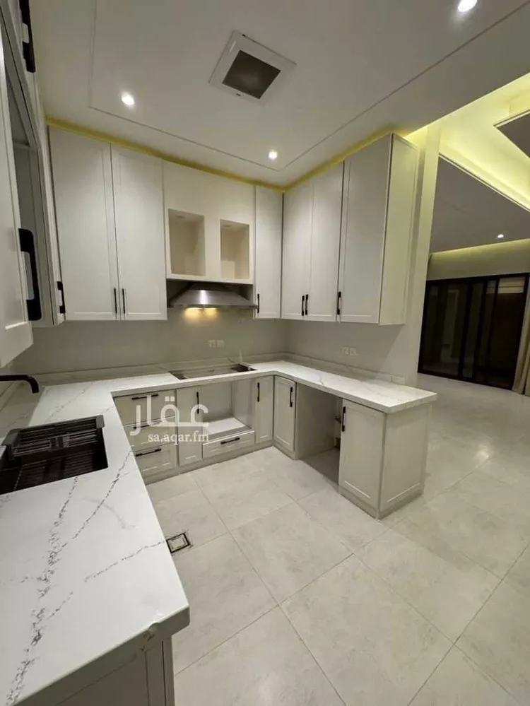 شقة للبيع في شارع احمد بن سعيد ابن الهندي, حي العارض, مدينة الرياض, منطقة الرياض 8
