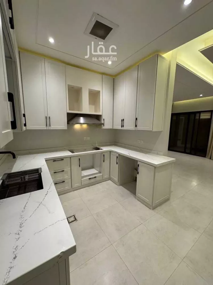 شقة للبيع في شارع احمد بن سعيد ابن الهندي, حي العارض, مدينة الرياض, منطقة الرياض 13