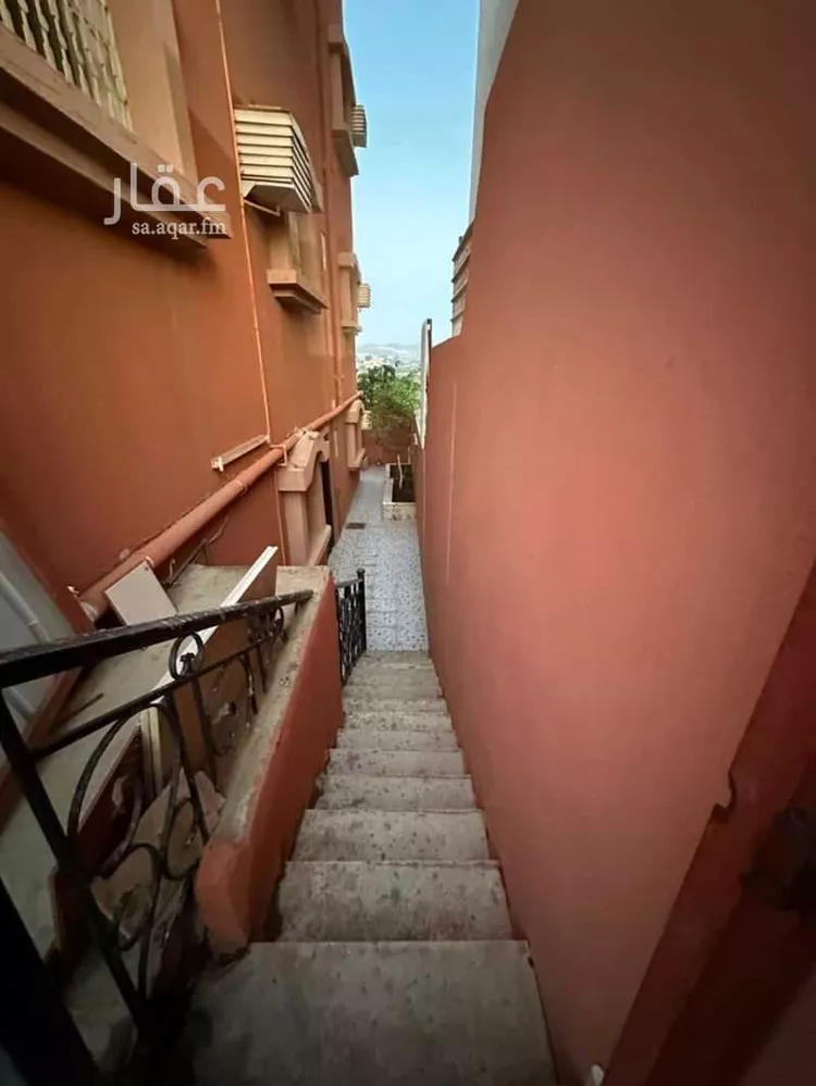 عمارة للبيع في شارع الكتاني, حي السلام, مدينة بلجرشي, منطقة الباحة