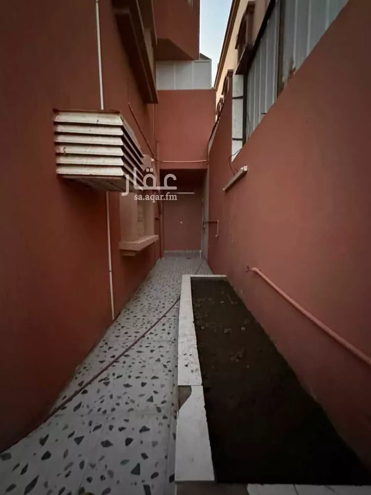 عمارة للبيع في شارع الكتاني, حي السلام, مدينة بلجرشي, منطقة الباحة 7