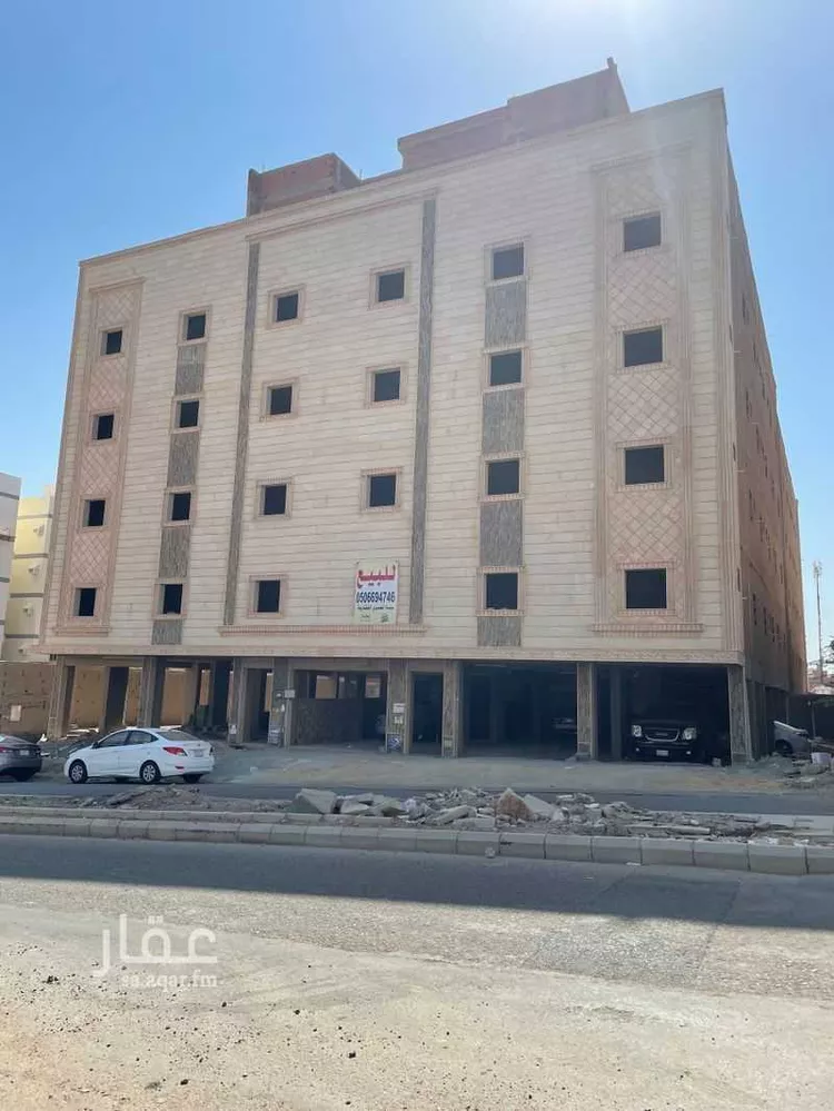 عمارة للبيع في شارع المعتمد ابن عباد, حي الأمير عبدالمجيد, مدينة جدة, منطقة مكة المكرمة
