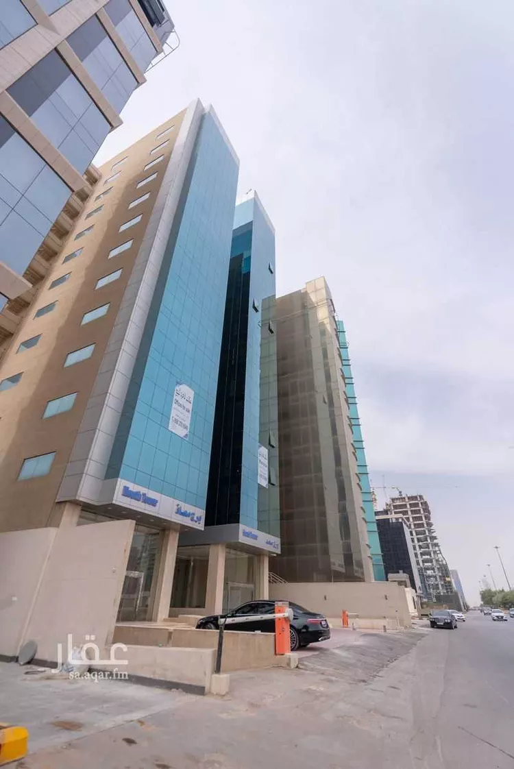 مكتب تجاري للإيجار في شارع طريق الملك فهد الفرعي, حي الملقا, مدينة الرياض, منطقة الرياض صورة 2