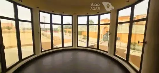 فيلا للبيع في شارع محمد العباسي, حي الرائد, مدينة الرياض, منطقة الرياض 12