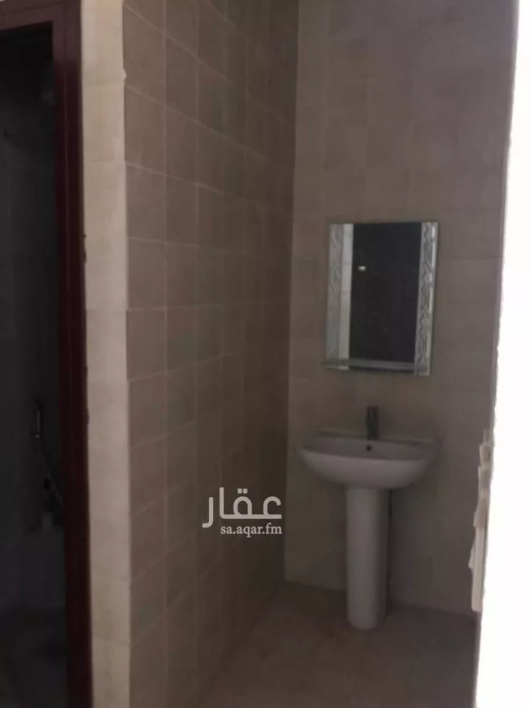 مكتب تجاري للإيجار في شارع طريق الملك فهد, حي الملقا, مدينة الرياض, منطقة الرياض صورة 4