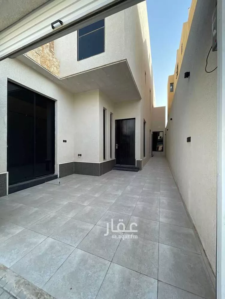 Floor for Rent in Riyadh Al Janadriyah صورة 2
