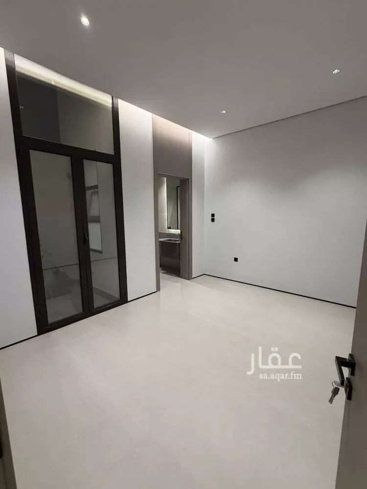 فيلا للبيع في شارع رقم 320, حي الملقا, مدينة الرياض, منطقة الرياض 20