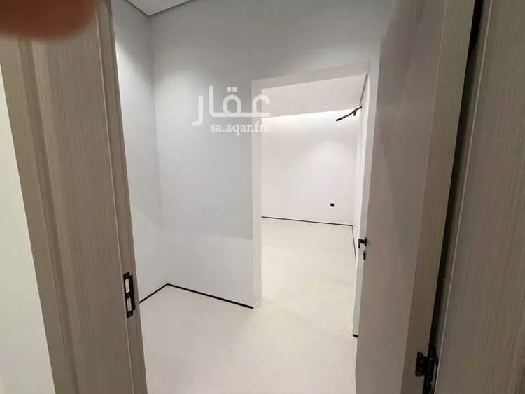 دور للبيع في شارع رقم 289, حي الملقا, مدينة الرياض, منطقة الرياض صورة 2