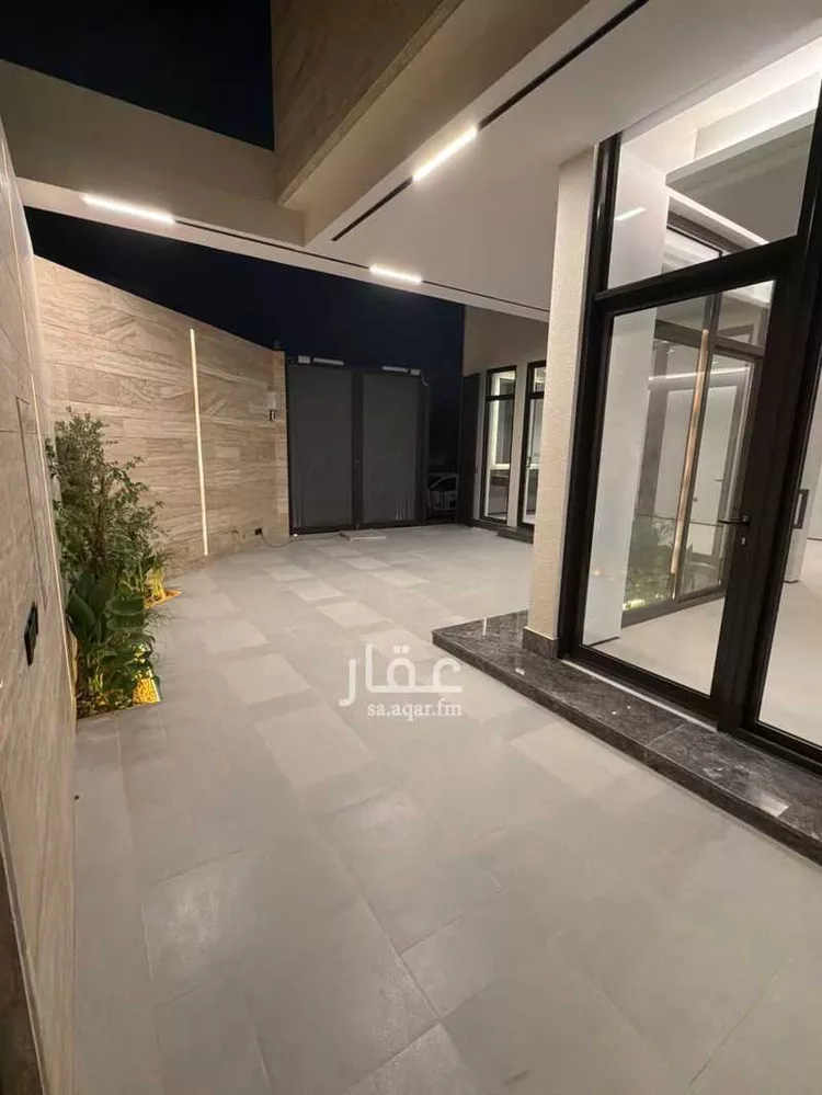 فيلا للبيع في شارع رقم 320, حي الملقا, مدينة الرياض, منطقة الرياض 12