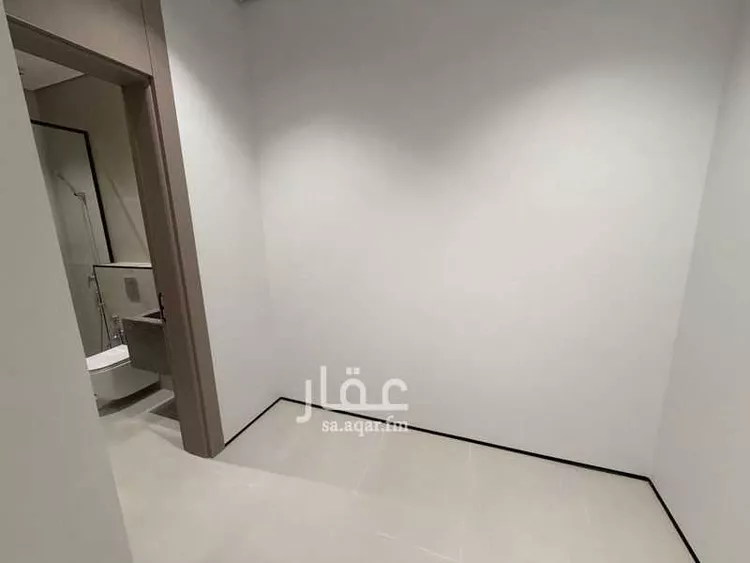 فيلا للبيع في شارع عبدالله بن عتيك, حي النفل, مدينة الرياض, منطقة الرياض 16
