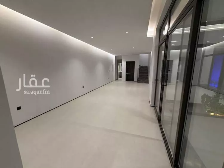 فيلا للبيع في شارع رقم 320, حي الملقا, مدينة الرياض, منطقة الرياض 15