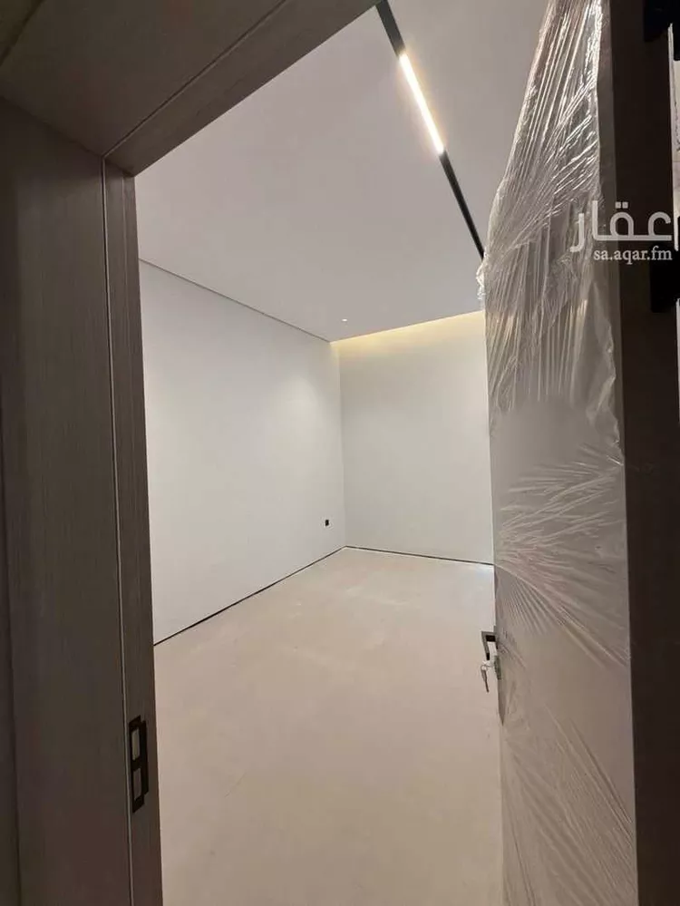 دور للبيع في شارع عبدالله بن عتيك, حي النفل, مدينة الرياض, منطقة الرياض صورة 3