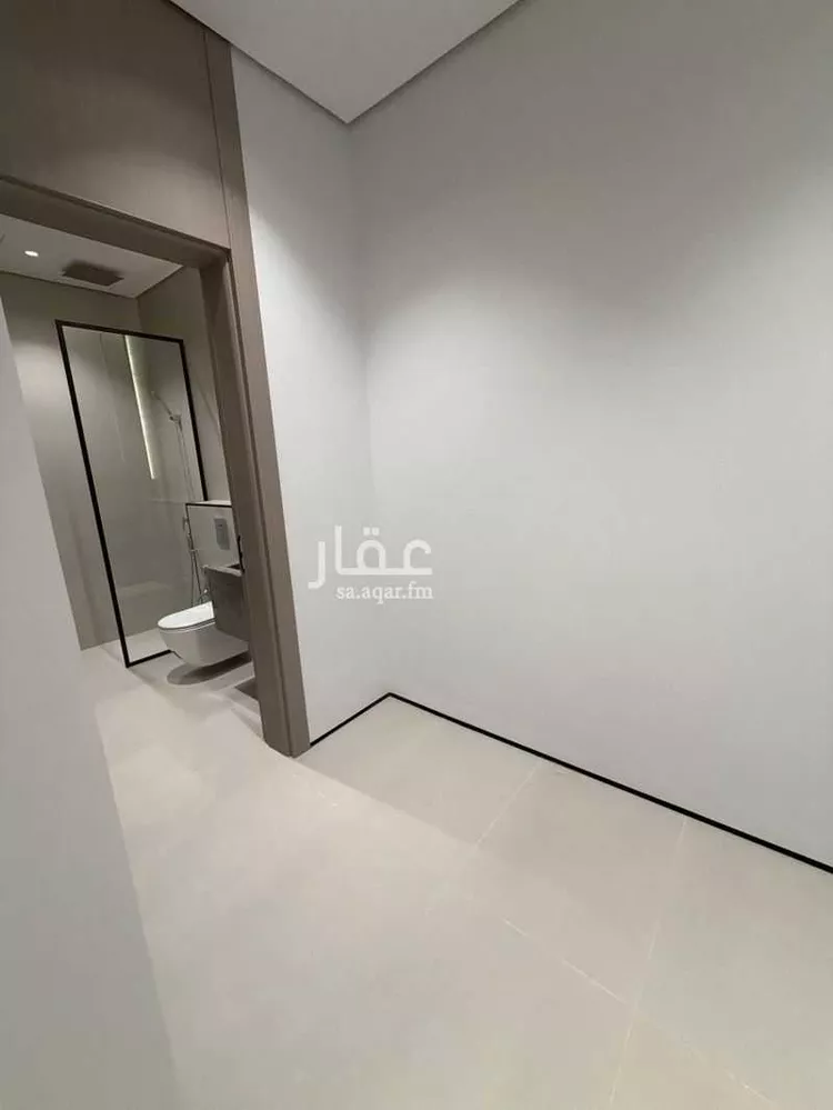 فيلا للبيع في شارع عبدالله بن عتيك, حي النفل, مدينة الرياض, منطقة الرياض 9