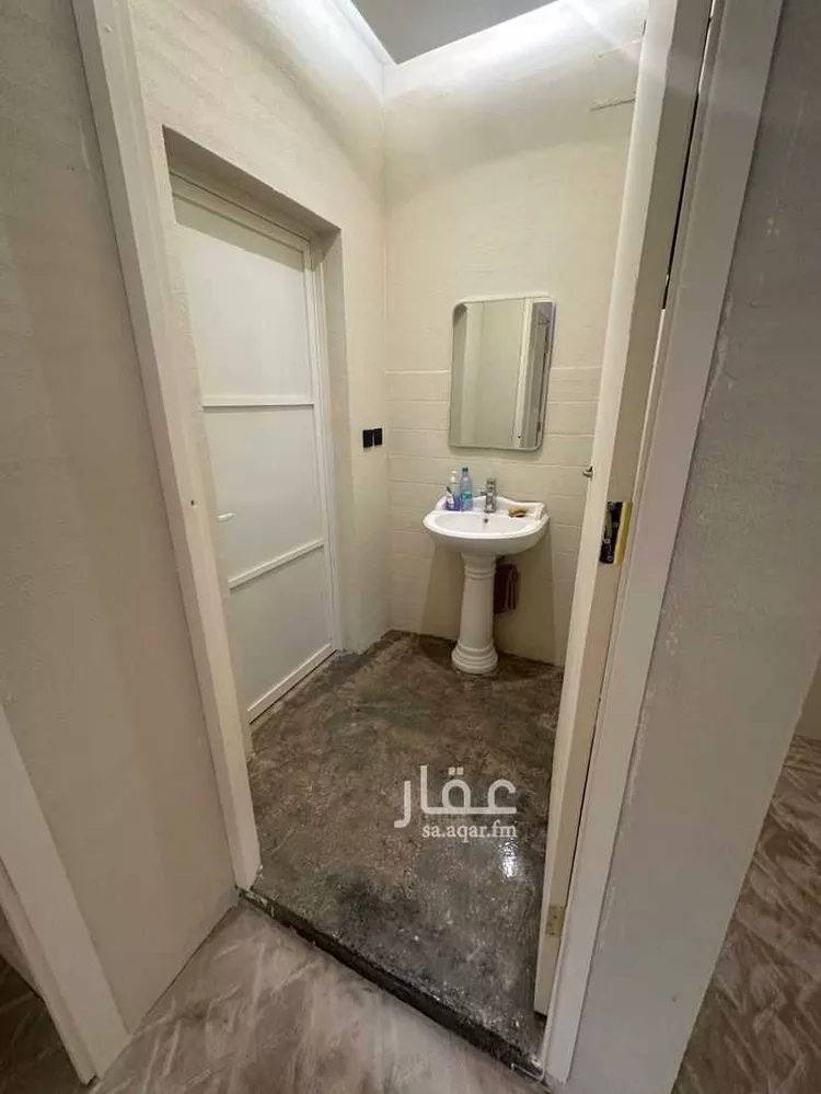 شقة للإيجار في شارع سلمان بن عبدالعزيز, حي الفاخرية, مدينة عنيزة, منطقة القصيم صورة 2