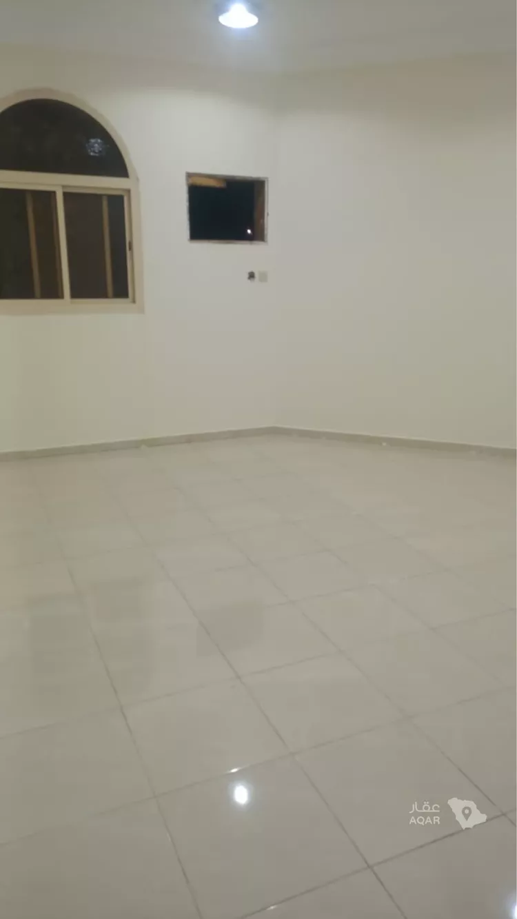 شقة للإيجار في شارع خالد ابن يزيد ابن حارثة, حي الملك فهد, مدينة المدينة المنورة, منطقة المدينة المنورة