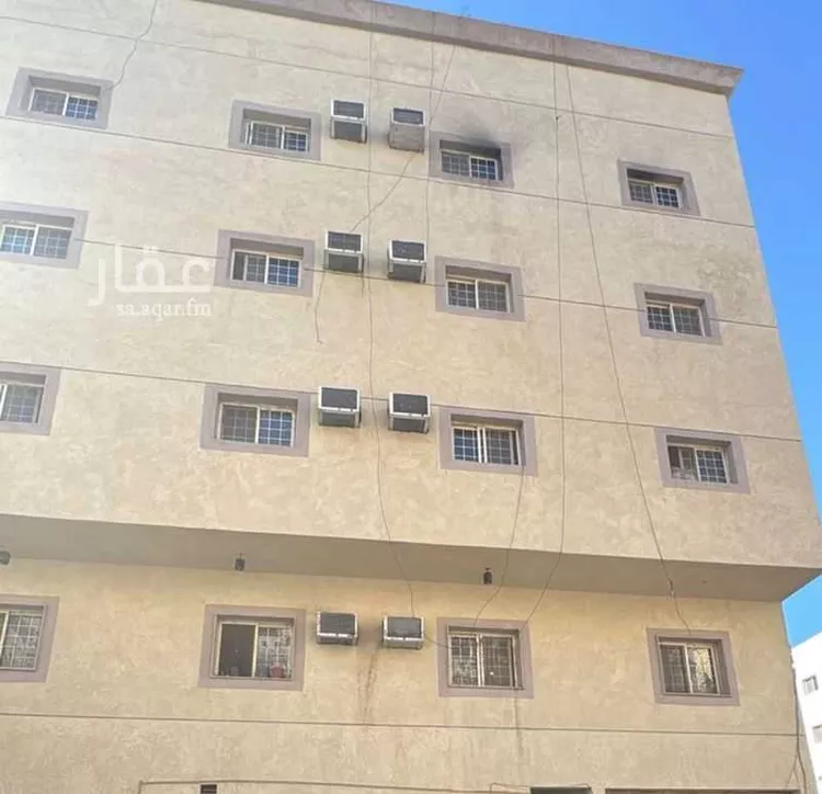 Building for Sale in Medina Al Aridh