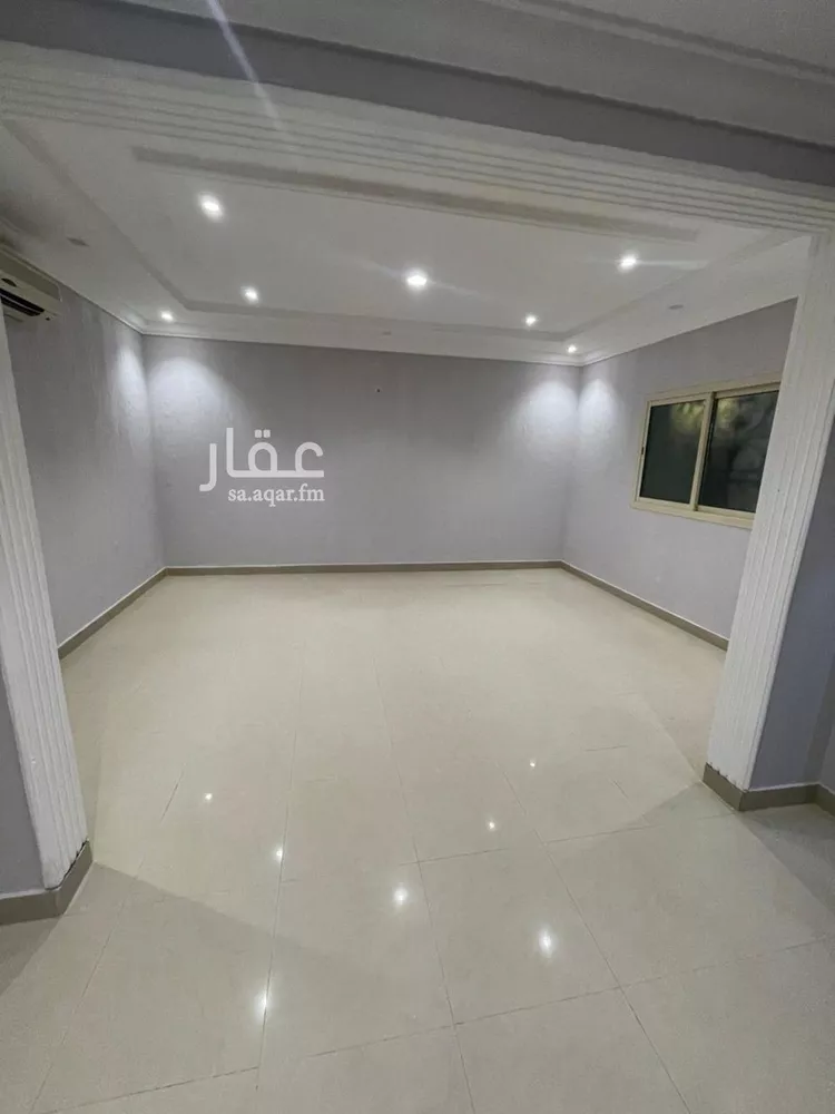 فيلا للبيع في شارع السبهانية, حي الياسمين, مدينة الرياض, منطقة الرياض صورة 2