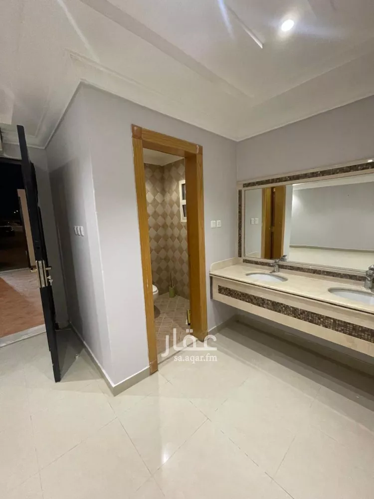 فيلا للبيع في شارع السبهانية, حي الياسمين, مدينة الرياض, منطقة الرياض صورة 3