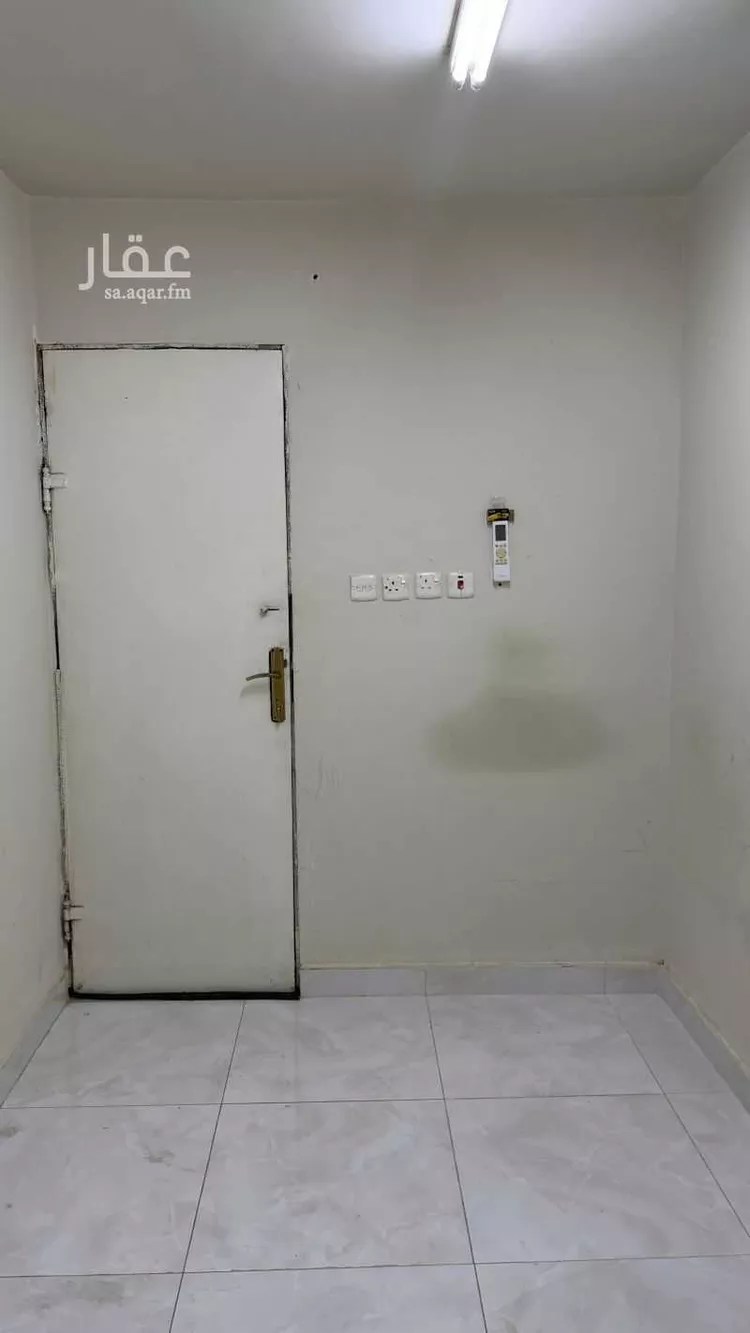 شقة للإيجار في شارع وبره ، حي ظهرة لبن ، الرياض ، منطقة الرياض صورة 3