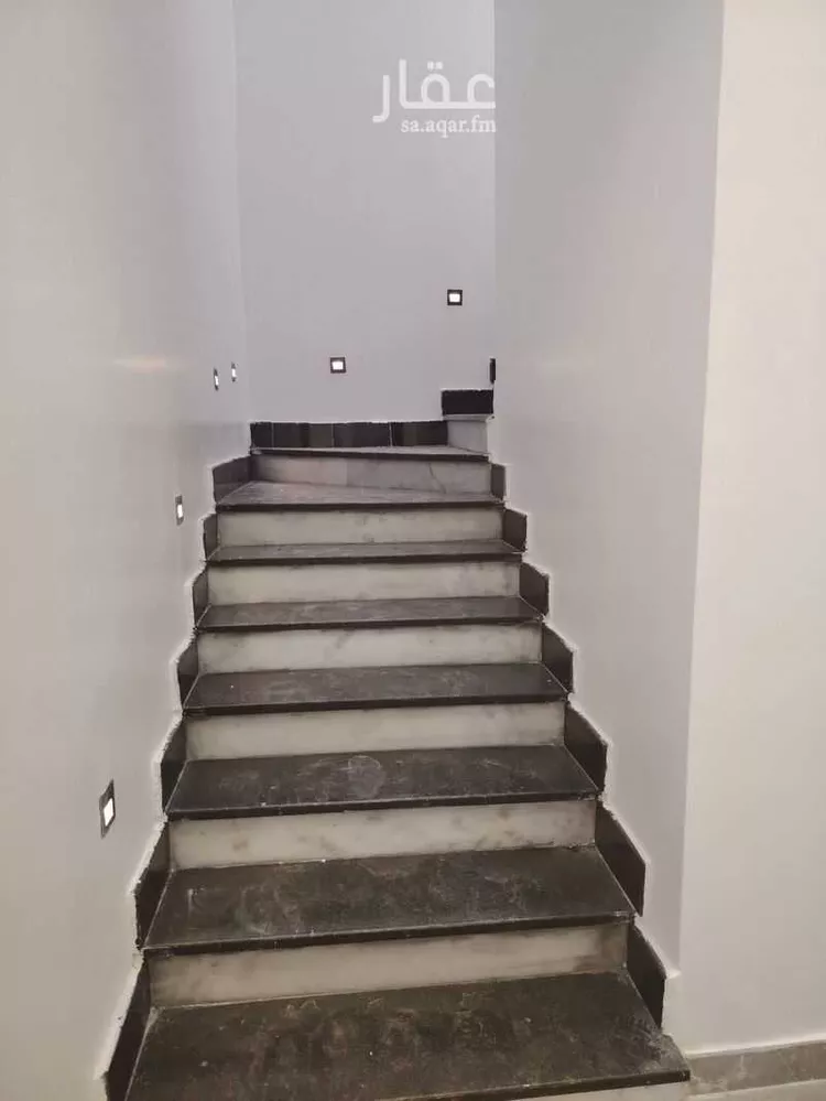 دور للبيع في شارع جبير ابن الحويرث, حي الصالحية, مدينة جدة, منطقة مكة المكرمة صورة 5