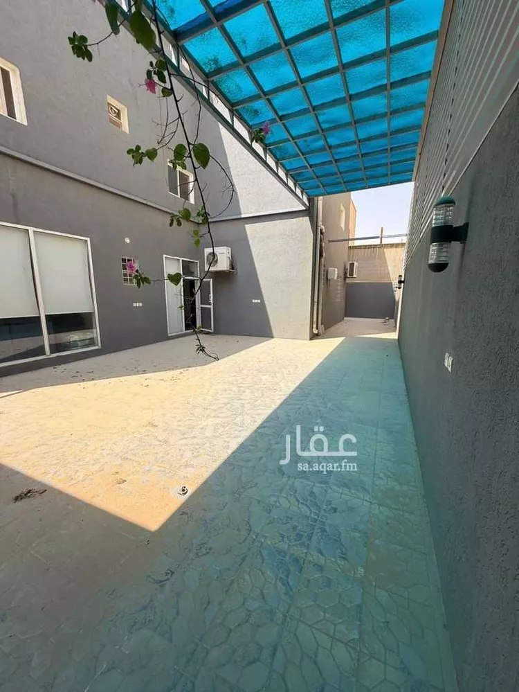 فيلا للبيع في شارع تبالة, حي عرقة, مدينة الرياض, منطقة الرياض صورة 2