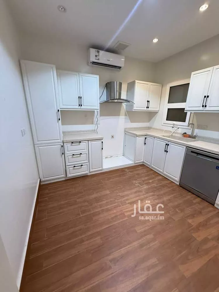 شقة للإيجار في شارع محمد بن عبدالباقي, حي عرقة, مدينة الرياض, منطقة الرياض صورة 2