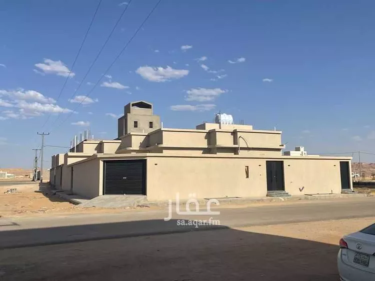 فيلا للبيع في شارع غير مسمى, حي مخطط رقم 133 , مدينة ثادق, منطقة الرياض