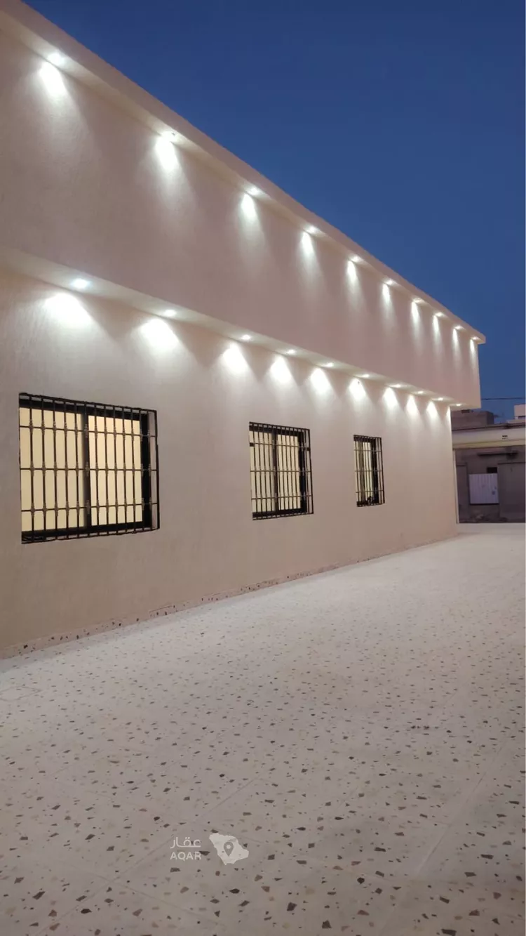 Floor for Sale in Thadiq Al Janadriyah صورة 2