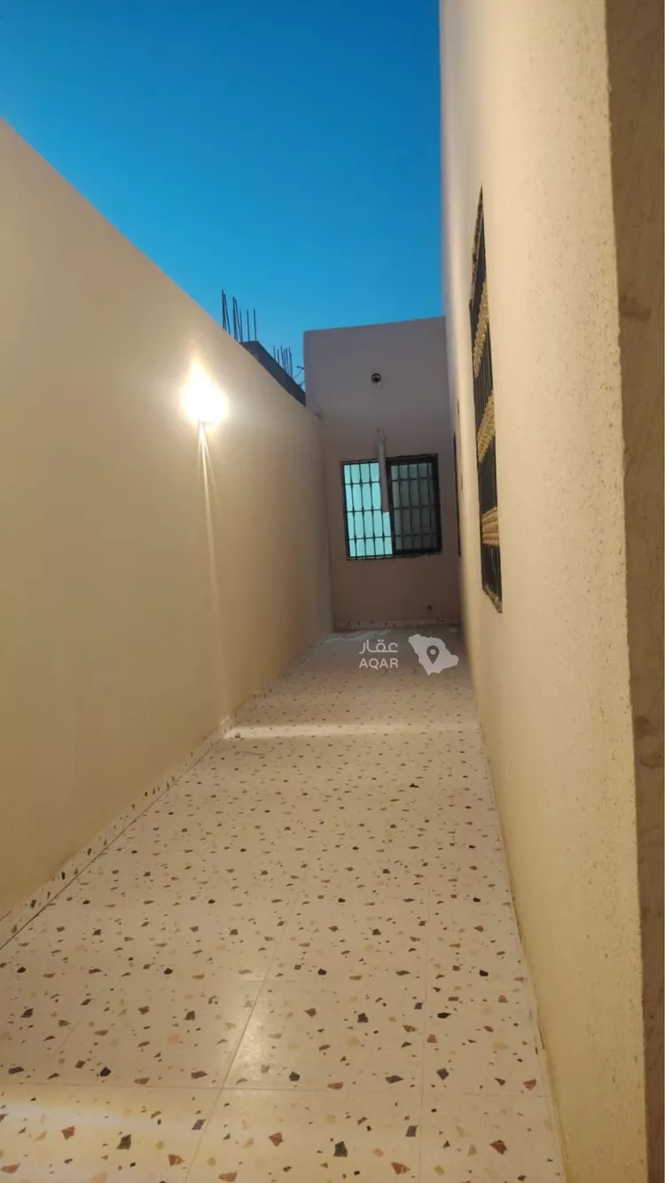 Floor for Sale in Thadiq Al Janadriyah 8