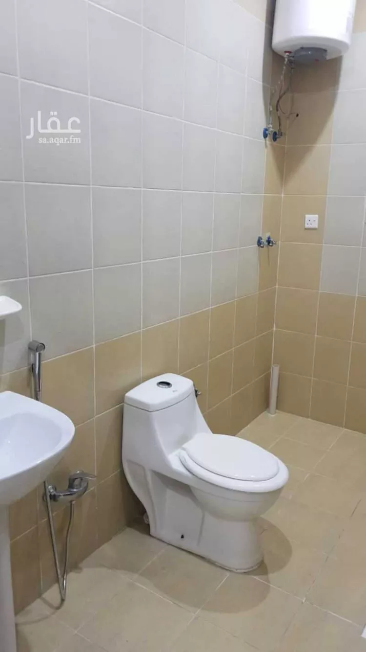 شقة للإيجار في شارع معاذ بن جبل, حي العزيزية, مدينة الرياض, منطقة الرياض 16