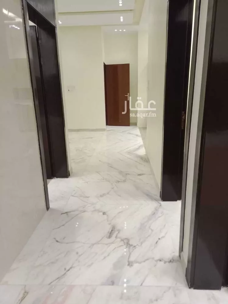 شقة للإيجار في شارع ابي العلاء المعري, حي الملز, مدينة الرياض, منطقة الرياض 14