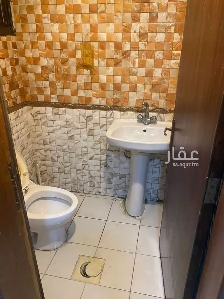 مكتب تجاري للإيجار في طريق الملك فهد بن عبدالعزيز ، حي الخبر الشمالية ، الخبر ، الخبر صورة 4