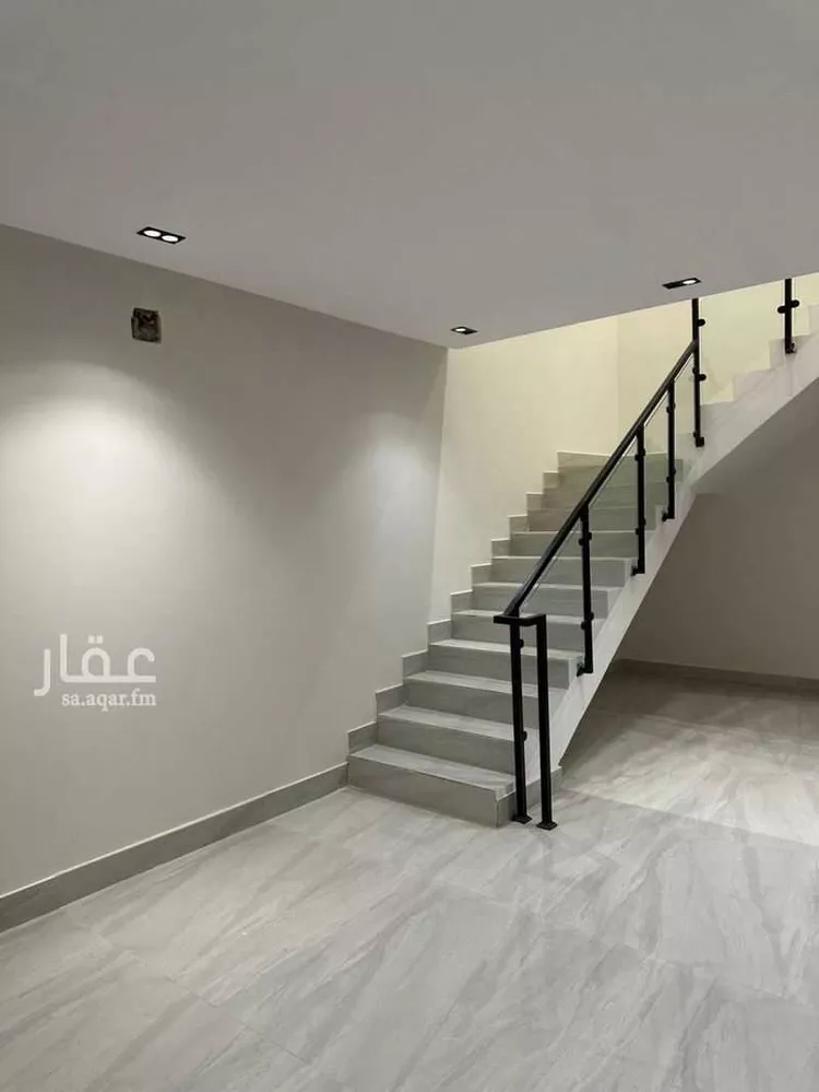 فيلا للبيع في شارع أحمد الأحمدي, حي طويق, مدينة الرياض, منطقة الرياض صورة 2