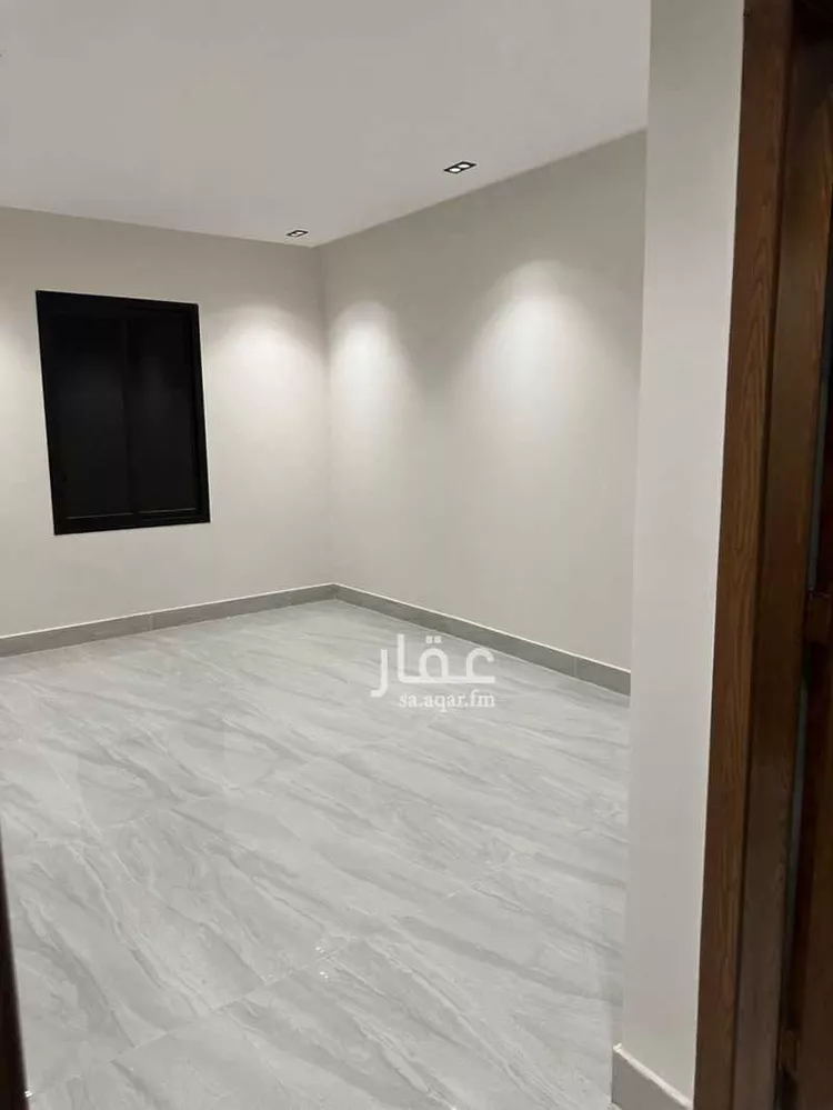 فيلا للبيع في شارع أحمد الأحمدي, حي طويق, مدينة الرياض, منطقة الرياض صورة 3