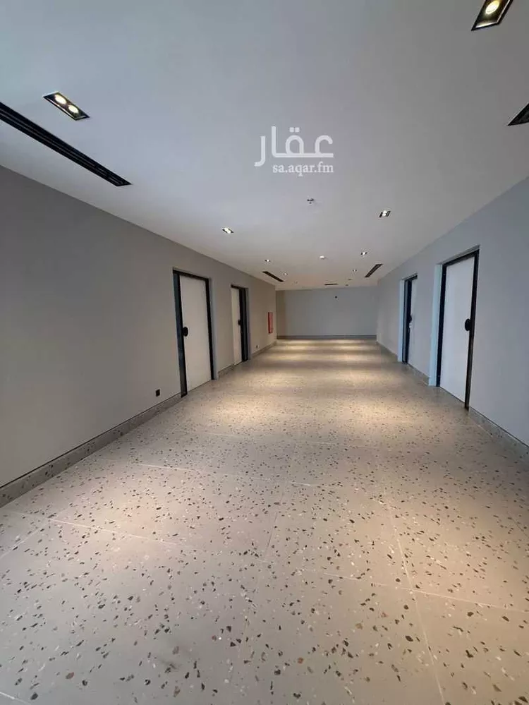 Commercial Office for Rent in Al Khobar Al Hada صورة 2