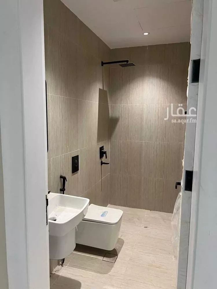 فيلا للبيع في شارع يوسف اللخمي, حي الرمال, مدينة الرياض, منطقة الرياض 12