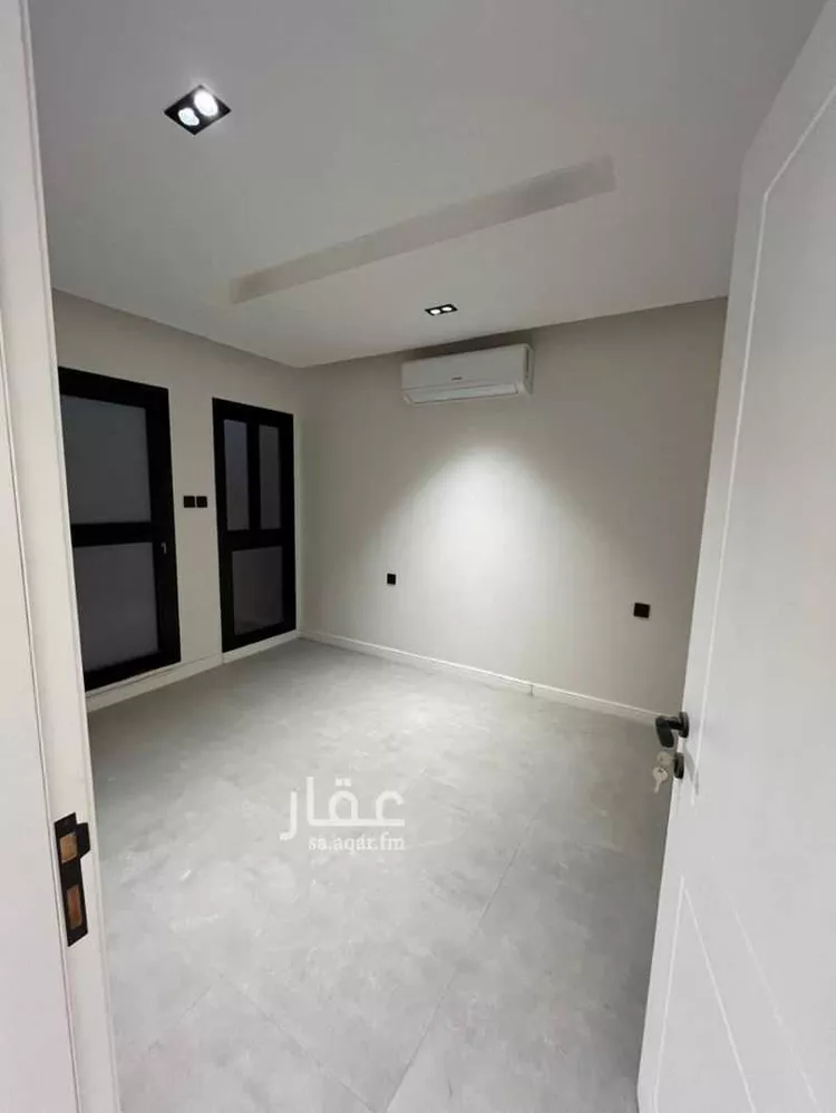فيلا للإيجار في شارع علي بن أحمد العمري, حي العارض, مدينة الرياض, منطقة الرياض 11