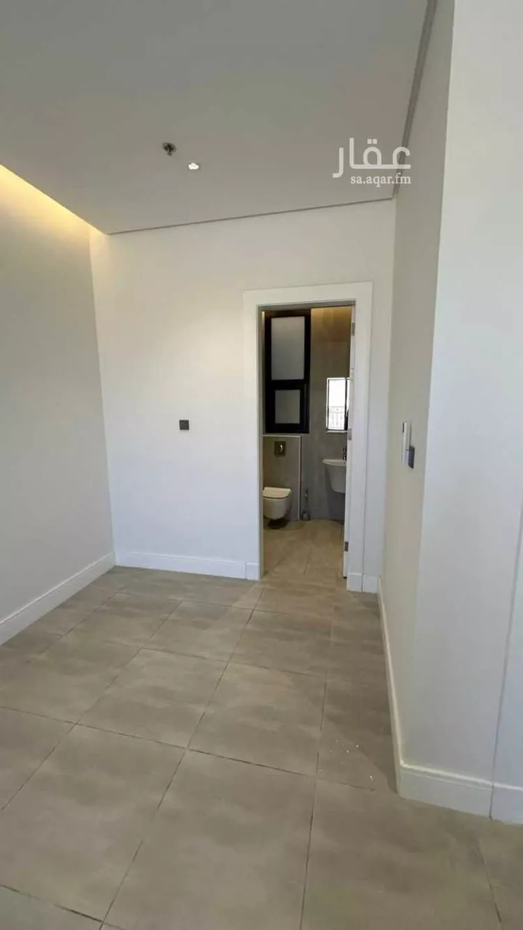 شقة للإيجار في شارع وادي وج, حي الملقا, مدينة الرياض, منطقة الرياض صورة 2