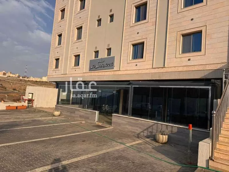 مجمع للإيجار في شارع طريق الملك عبدالعزيز, حي الروضة, مدينة الباحة, منطقة الباحة صورة 4