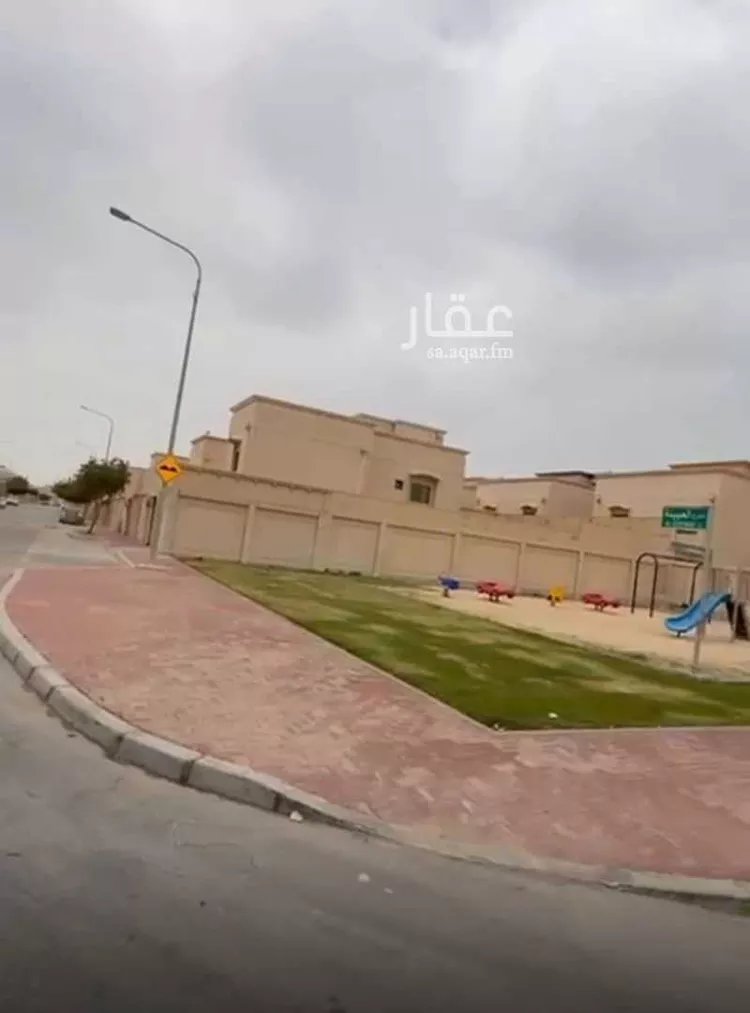 فيلا للبيع في شارع شارع الصفا 3, حي جلمودة, مدينة مدينه الجبيل الصناعيه, المنطقة الشرقية صورة 2
