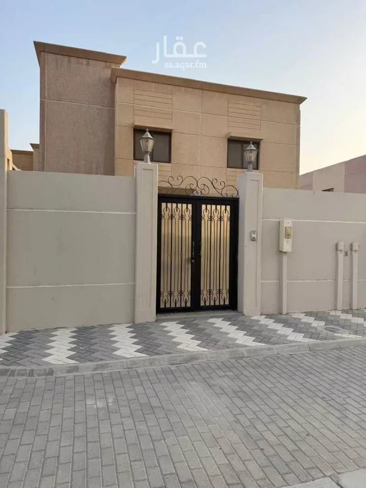 فيلا للبيع في شارع شارع الاغصان 4, مدينة مدينه الجبيل الصناعيه, المنطقة الشرقية صورة 4