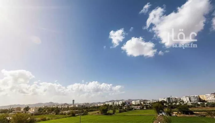 شقة للبيع في شارع احمد بن عبدالله الشهري, حي القطبية الغربية, مدينة الطائف, منطقة مكة المكرمة صورة 2