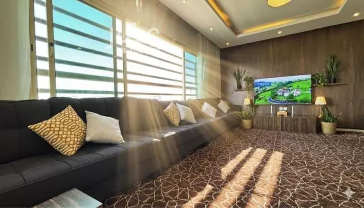 شقة للبيع في شارع احمد بن عبدالله الشهري, حي القطبية الغربية, مدينة الطائف, منطقة مكة المكرمة صورة 4