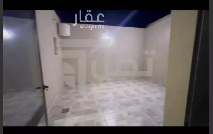 فيلا للبيع في شارع اياس ابن قتادة, حي الاناهي, مدينة المدينة المنورة, منطقة المدينة المنورة